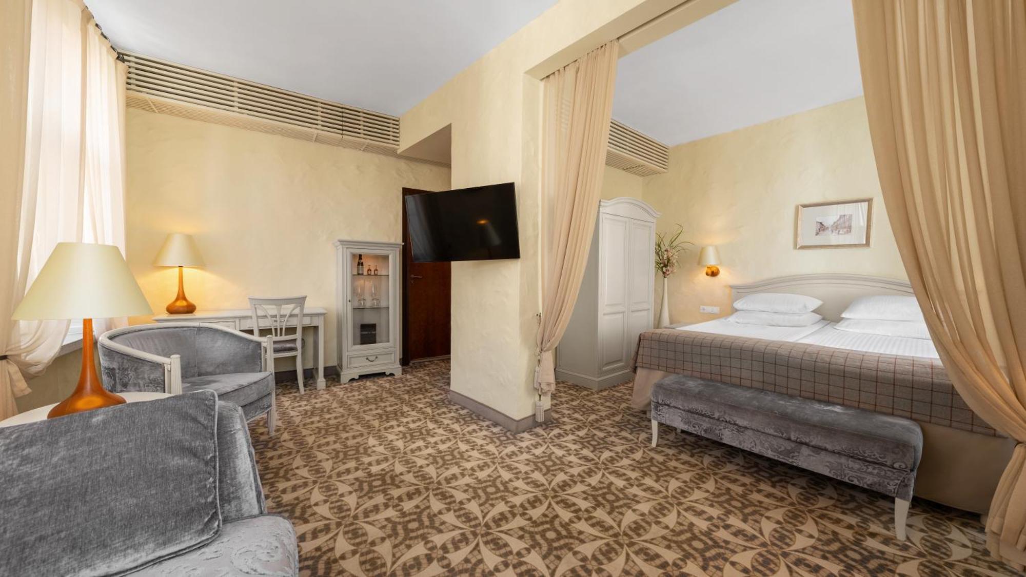 Rixwell Collection Savoy Boutique Hotel Таллин Экстерьер фото
