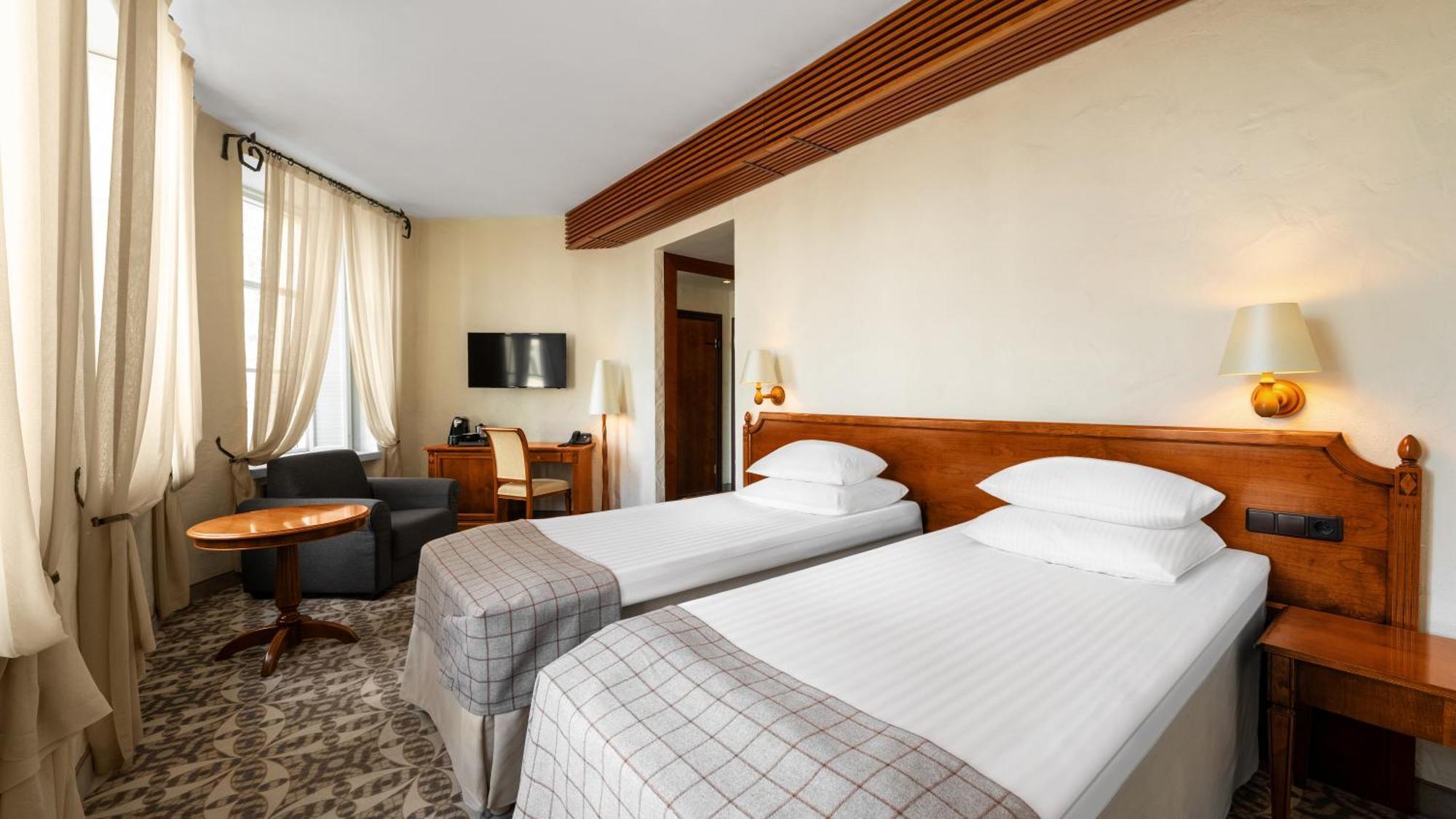 Rixwell Collection Savoy Boutique Hotel Таллин Экстерьер фото