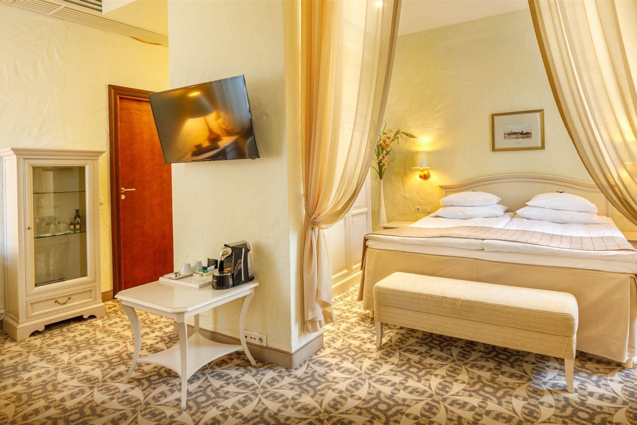 Rixwell Collection Savoy Boutique Hotel Таллин Экстерьер фото